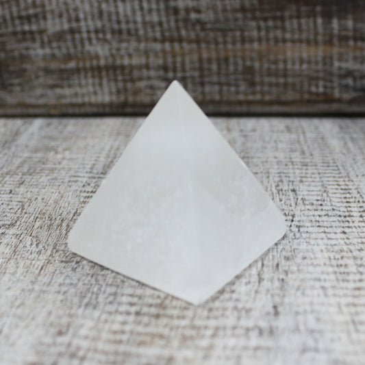 Crystal Selenite Pyramid - 5 cm - Starlit Wisdom